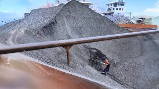 Barge unloading 3000 tons of phosphorite ore  Relaxing video [upl. by Ethelyn]