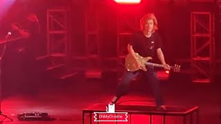 Kanzen kankaku Dreamer 🎸 TORU fancam  ONE OK ROCK [upl. by Eiramanna]