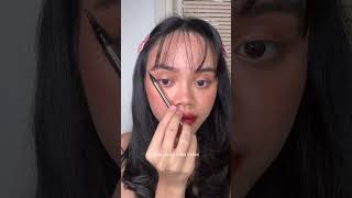 Wing Eyeliner Tutorial wingeyeliner eyelinertutorial eyelinerhack [upl. by Eiliak]