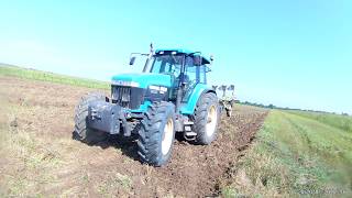 Vlog 5 Review New Holland Ford 8670 [upl. by Asenaj]