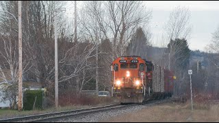 CN 556NB avec CN 4706 a DesbiensQc 10 novembre 2024 [upl. by Lamberto]