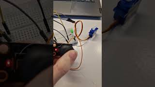 mekatronik v8 servo motor og joystick [upl. by Agan]