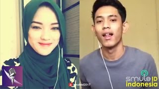 TERBAIK  TAK PERNAH BOSAN LIHAT DUET PASANGAN SERASI INI DI SMULE [upl. by Aikemal]