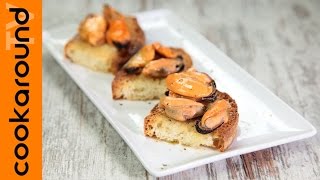 Crostini con cozze pepe e olio  Ricetta antipasti di pesce [upl. by Nesahc]