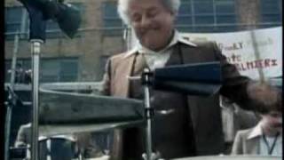 Tito Puente y Charlie Palmieri  Jam En El Barrio [upl. by Vashtee]