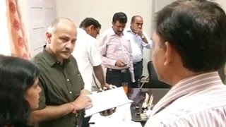 Manish Sisodia conducts surprise raid at Delhi school suspends principal [upl. by Isnam]