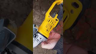 Dewalt 1820v DCG412 Angle grinder disc change Allen key [upl. by Aryt]