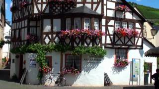 Ferienland Cochem an der Mosel Beschauliche Winzerorte mit Fachwerkhäusern [upl. by Einaej]