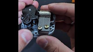 Wind Up Music Box Repair [upl. by Revlis]