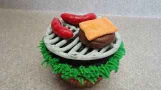 Decorating Cupcakes 46 Fathers Day quotThe backyard BBQquot [upl. by Pardner221]