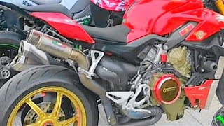 Kawasaki ZX25R x Ducati Street Fighter V4 brutal sound exhaust [upl. by Cleti822]