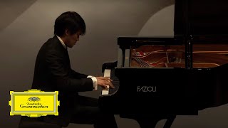 Bruce Liu – Ravel No 3 Une barque sur locéan Miroirs M 43 Live at Fondation Louis Vuitton [upl. by Sibby]