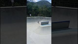 Pedro Barros passando de FS Smith skateboarding gostoucurtecomentecompartilhameseguem [upl. by Lathe]