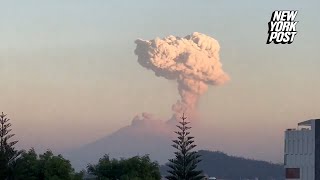 Volcano near Mexico City erupts releasing towering plume of ash [upl. by Yor]