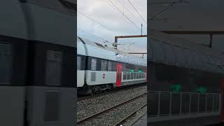 Siemens Vectron og dobbeltdækkervogne på Køge Station dsb trainspotting train railway danmark [upl. by Akanke]