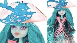 Monster High Haunted Pirate Doll Vandala Doubloons Review [upl. by Eciral]