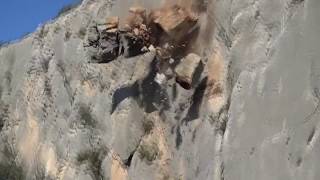 Major Rock Fall Occurs Next to a Climber in Chulilla Spain [upl. by Ivatts37]