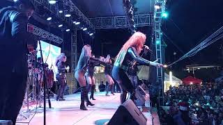 Techy Y Su GRUPO AROMA  En Vivo  Live 2024  MUJERES BAILANDO [upl. by Bruning612]