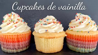 LOS CUPCAKES DE VAINILLA MAS DELICIOSOS Y ESPONJOSOS CON BUTTERCREAM ERMINE  POSTRES CON IXCHEL [upl. by Ayotl]