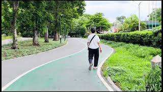 เดินเล่นสวนรถไฟ walking in Rot Fai Park in Bangkok [upl. by Rubina]