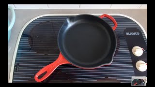 Le Creuset 23cm Enamel Cast Iron Skillet Fry Pan Review  Part 1 First Look [upl. by Marcus]