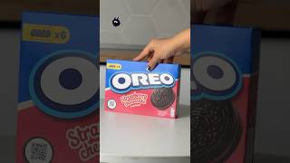 Oreo strawberry cheesecake  ASMR asmr minioreo cookiesopening halloween [upl. by Schick]