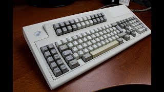 IBM Model M122 quotbattlecruiserquot keyboard review buckling springs [upl. by Ettenirt856]