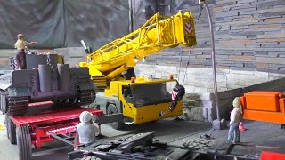 MOBILE CRANE  RC LIEBHERR LTM 1055  SALVAGE A TANK  MUS SEE [upl. by Ahsya]