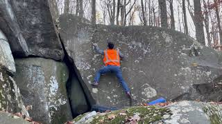 Fly Trap V2  Haycock Bouldering North Mountain The Kessel Run Area [upl. by Kelwen237]