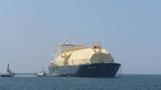 LNG JUROJIN 入港 LNGタンカーLiquefied Natural Gas Tanker [upl. by Johnson]