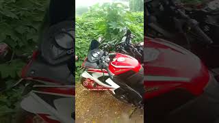 PULSAR RS 200 VS GIXXER SF 155 [upl. by Nwonknu10]