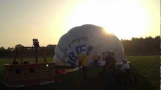 Ballonvaart voor gehandicapten [upl. by Rugg]