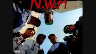 Gangsta Gangsta nwa Lyrics [upl. by Ennairol]