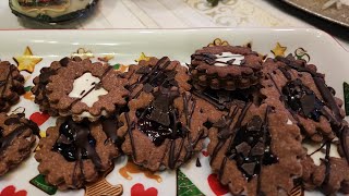 Schwarzwälder Kirsch 🍒 Plätzchen weihnachtsbäckereikeksebackencookies [upl. by Limbert]