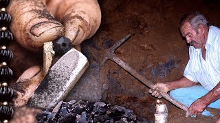 El AZABACHE Extracción en la mina y el uso en joyería de este mineral negro brillante  Documental [upl. by Jacki4]