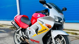 Honda VFR 800 FI Anniversary 2000 из Европы Холодный Запуск 🚀 [upl. by O'Toole]