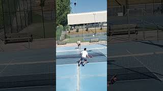 Â¿Bolas al cuerpo en Pickleball ðŸ˜…ðŸ¤£ pickleball [upl. by Aener]