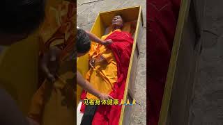 Hangzhou Lingyin Temple custom wax figure packed and sent off the shooting site silicone figure [upl. by Leiand]