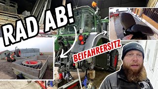 FarmVLOG936  Mit diese Trick geht das Treckerräder verladen ganz einfach und Sicher [upl. by Eillak]