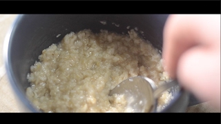 Easy Microwave Oatmeal [upl. by Avalsorim812]