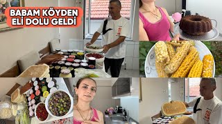 HEPSİNİ KENDİ YAPIYOR☺️KIZILCIK ŞERBETİ HARİKAYDI👍KEKİMİ ALDIM GİTTİM ÇOK ÖZLEMİŞ🥰KÖY MISIRI🤩Vlog [upl. by Elisabetta593]