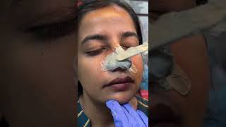 Nose waxing Jise Aap ghar Par Aasani Se kar sakte Hostepbystepfacialathome subscribe youtubevi [upl. by Ayikal]