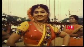 Madura Veeran Video Song  En Aasai Rasathi Movie Songs  Anand Babu  Vinodhini  Ilavarasan [upl. by Lemahs]