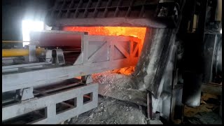 Hydraulic Scrap Charging Machine for an Aluminium Scrap Melting Furnace [upl. by Dougald]