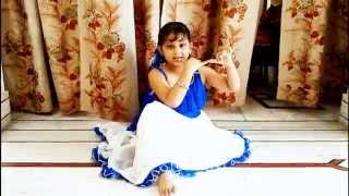 maiya yashoda dance performance by 5 year old anshika HD [upl. by Aillicirp]