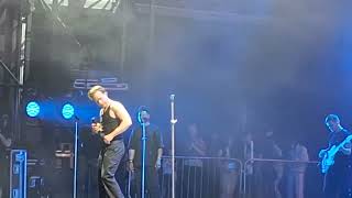 Olly Murs  Troublemaker Flackstock Englefield House 22072024 [upl. by Naitsabas115]