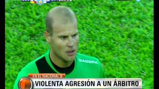 Visión 7 Violenta agresión contra un árbitro [upl. by Animrac]