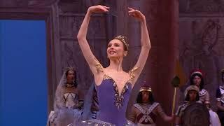 Svetlana Zakharova The Pharaos Daughter  Aspicia Variation [upl. by Ammeg]