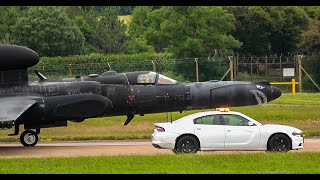 U2 SPY PLANE AND DODGE CHARGER CHASE CAR  4K [upl. by Aelrac491]