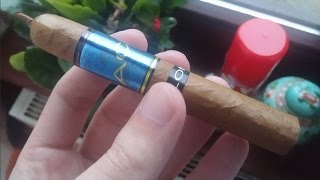 Acid Blondie Drew Estate Cigar Review [upl. by Cutlerr]